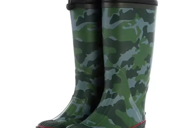 Adult Rain Boots (2)