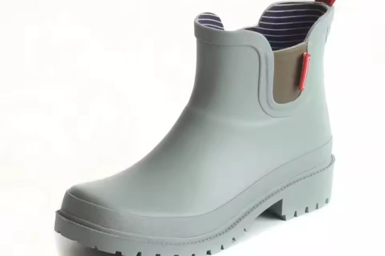 Adult Rain Boots (5)