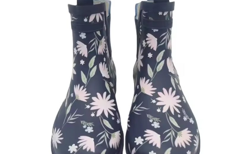 Adult Rain Boots (5)