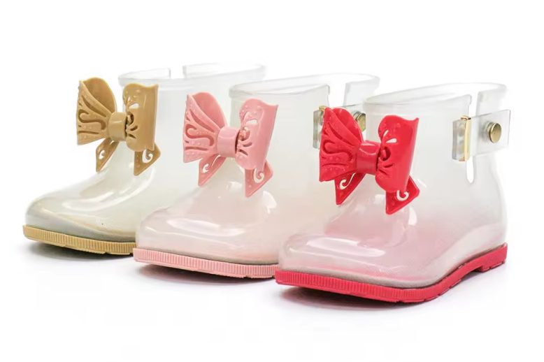 Kids Rain Boots (1)