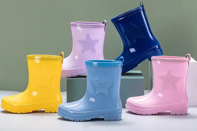 Kids Rain Boots (2)