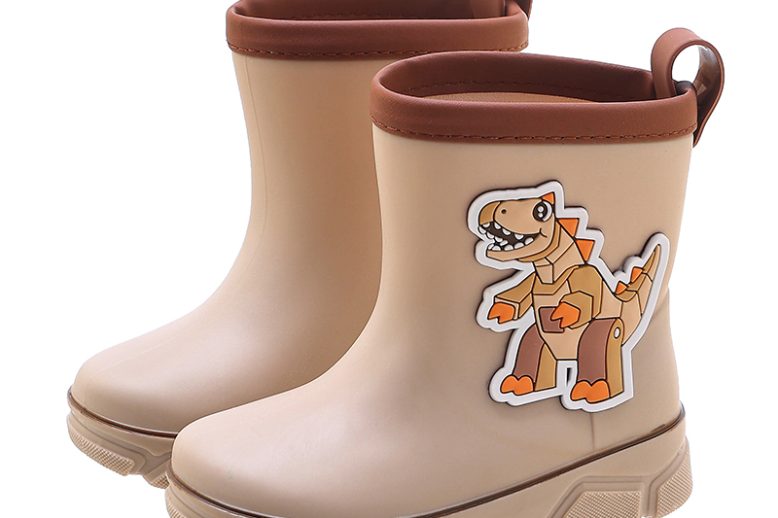 Kids Rain Boots (2)
